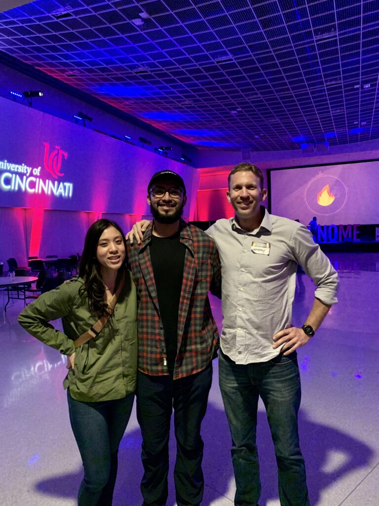 Meeting the Personal Finance Club (PCF) team at EconoMe! From left to right: Vivi Tron (one half of PCF), me, and Jeremy Schneider. I've been a fan of PCF for a while now and yes, I am just as tall as Jeremy.
